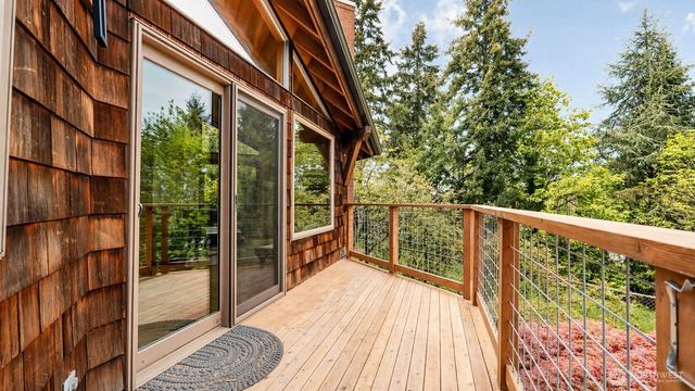 2419 Federal Avenue E, Seattle, WA 98102