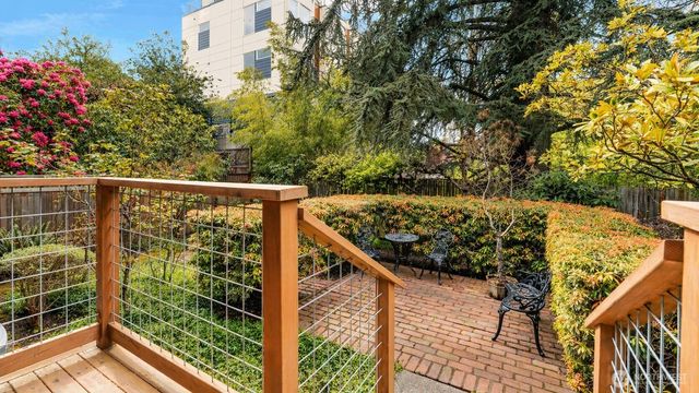 2419 Federal Avenue E, Seattle, WA 98102