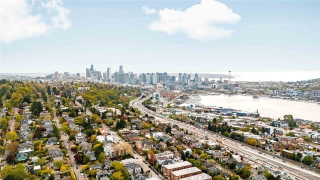 2419 Federal Avenue E, Seattle, WA 98102