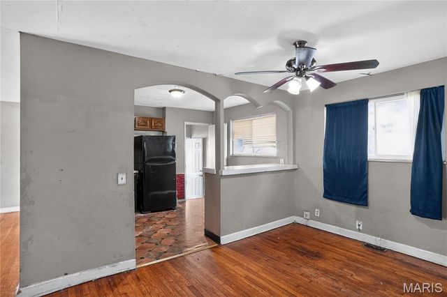 2325 Patterson Road, Florissant, MO 63031