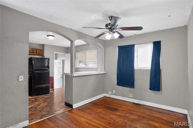 2325 Patterson Road, Florissant, MO 63031
