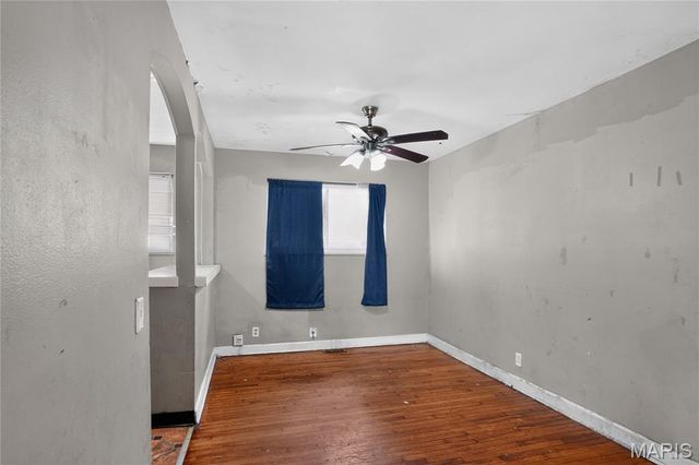 2325 Patterson Road, Florissant, MO 63031