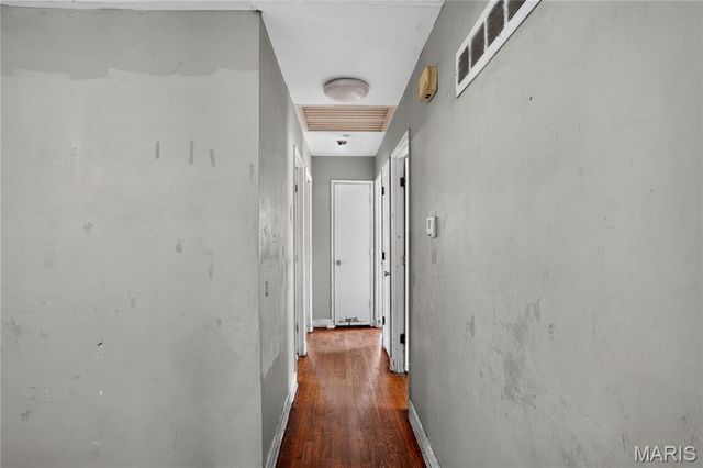 2325 Patterson Road, Florissant, MO 63031