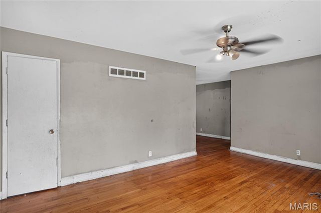 2325 Patterson Road, Florissant, MO 63031