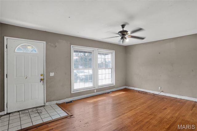 2325 Patterson Road, Florissant, MO 63031
