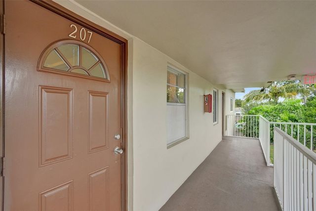 651 NW 80th Terrace 207, Margate, FL 33063