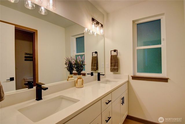 8 Shetland Court, Bellingham, WA 98229