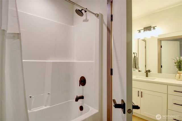 8 Shetland Court, Bellingham, WA 98229