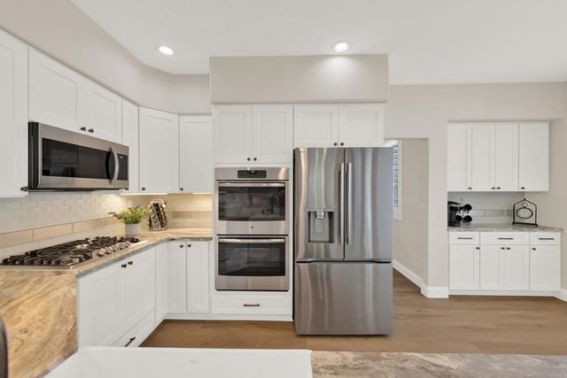 948 Honeysuckle Drive, San Marcos, CA 92078
