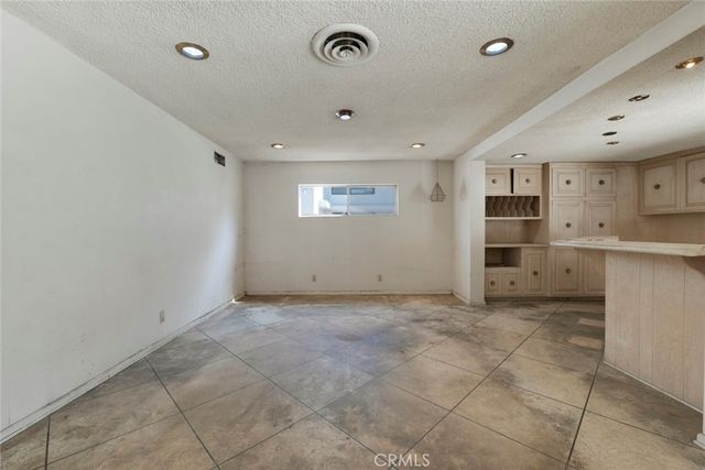12932 Addison Street, Sherman Oaks, CA 91423