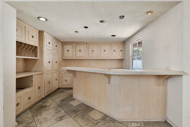 12932 Addison Street, Sherman Oaks, CA 91423