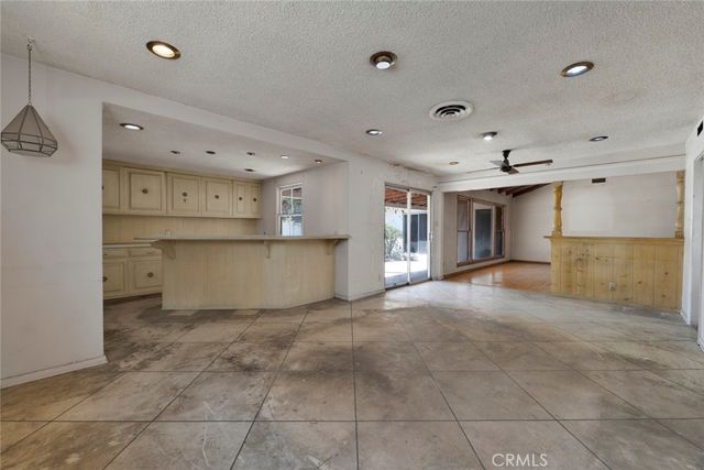 12932 Addison Street, Sherman Oaks, CA 91423