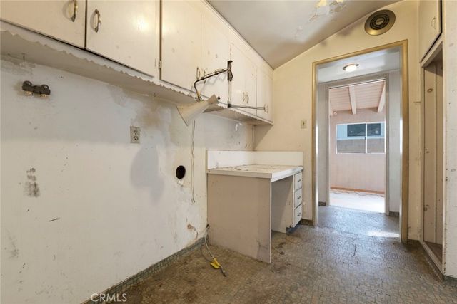 12932 Addison Street, Sherman Oaks, CA 91423