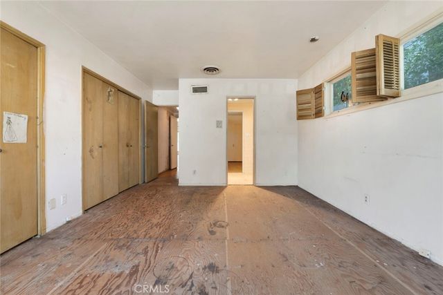 12932 Addison Street, Sherman Oaks, CA 91423