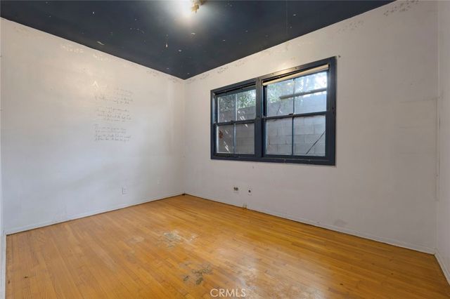 12932 Addison Street, Sherman Oaks, CA 91423