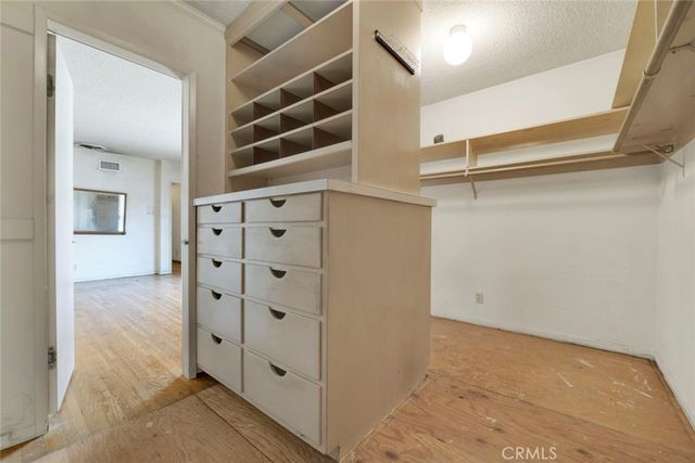 12932 Addison Street, Sherman Oaks, CA 91423
