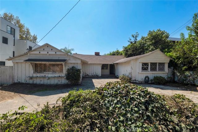 12932 Addison Street, Sherman Oaks, CA 91423