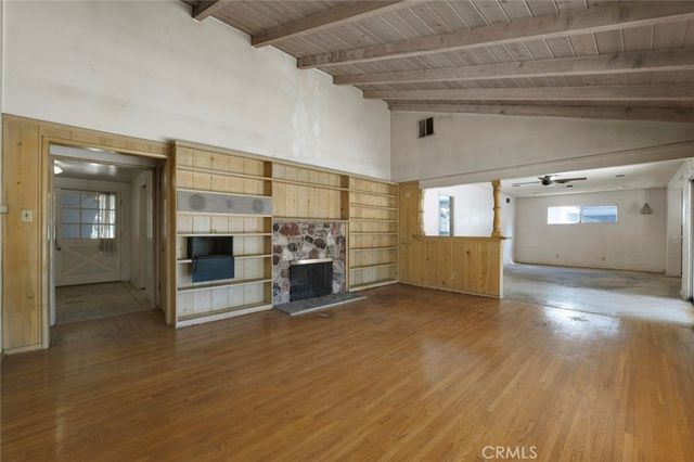 12932 Addison Street, Sherman Oaks, CA 91423