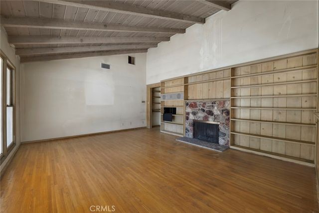 12932 Addison Street, Sherman Oaks, CA 91423