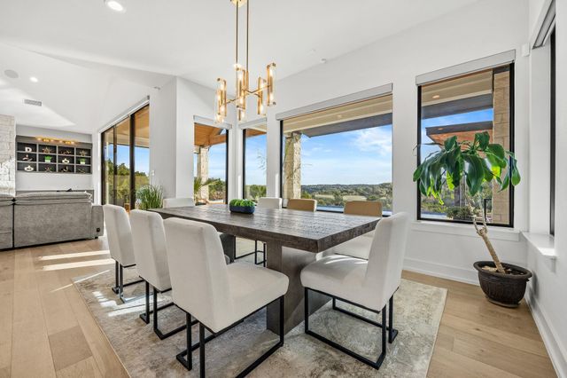 5001 Creek Meadow CV, Spicewood, TX 78669