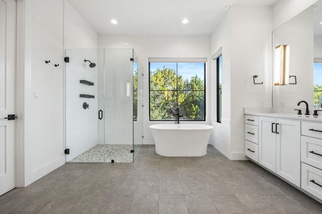 5001 Creek Meadow CV, Spicewood, TX 78669