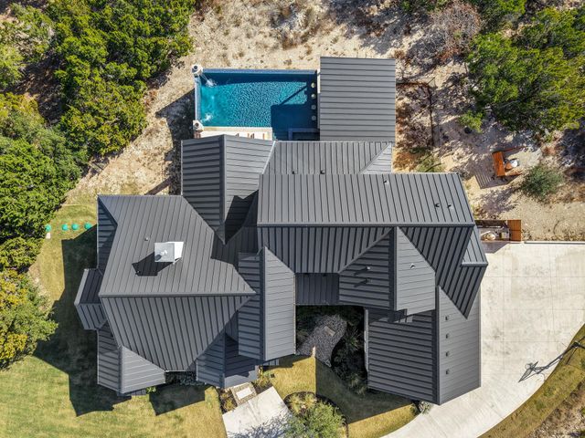 5001 Creek Meadow CV, Spicewood, TX 78669