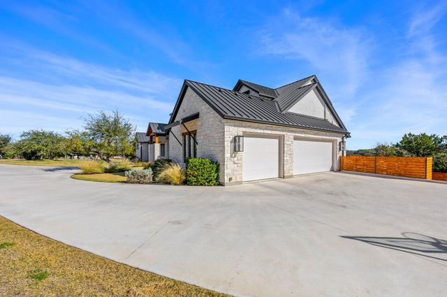 5001 Creek Meadow CV, Spicewood, TX 78669