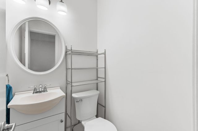 212 Aza Place, Crestview, FL 32539