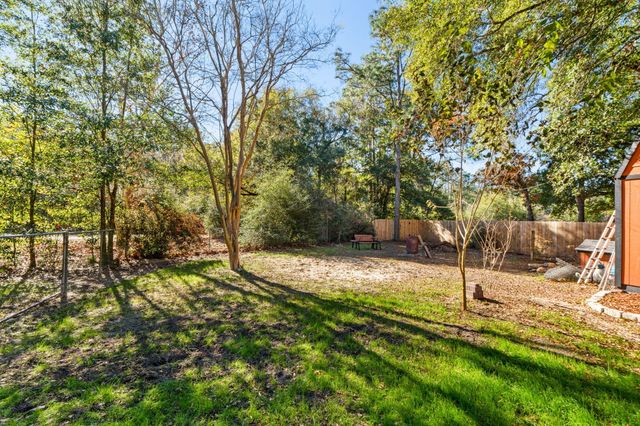 212 Aza Place, Crestview, FL 32539