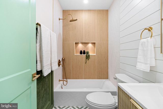 1834 S ROSEWOOD ST, Philadelphia, PA 19145