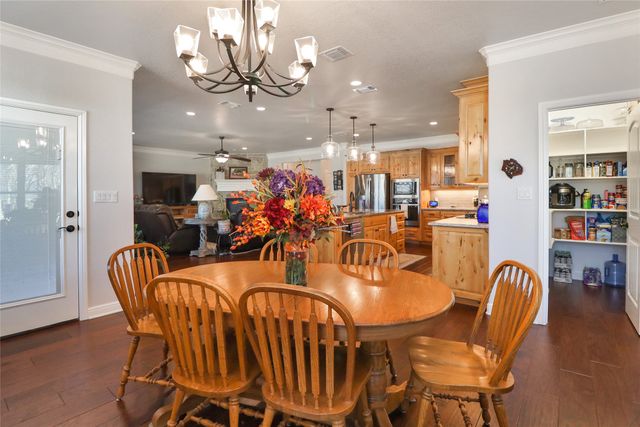 8701 Oakland Court, Granbury, TX 76049