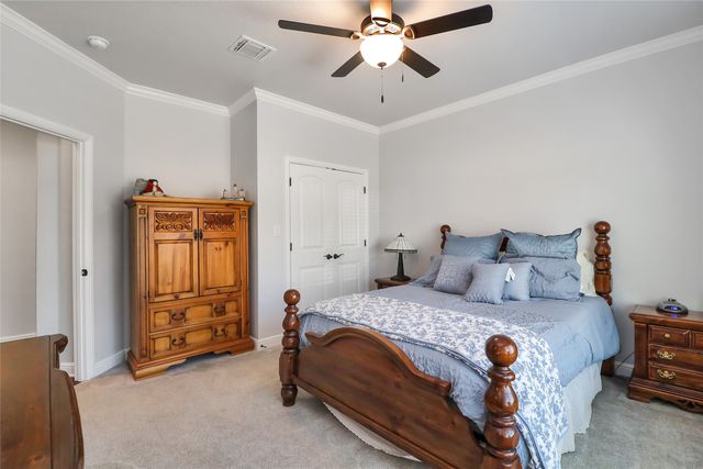 8701 Oakland Court, Granbury, TX 76049