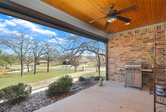 8701 Oakland Court, Granbury, TX 76049