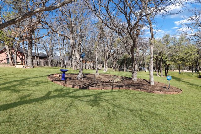 8701 Oakland Court, Granbury, TX 76049