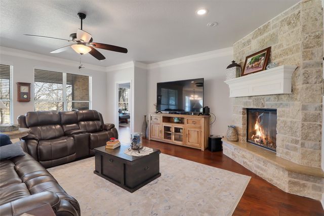 8701 Oakland Court, Granbury, TX 76049