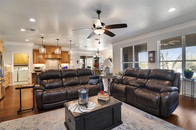 8701 Oakland Court, Granbury, TX 76049