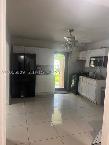 29045 SW 157th Ave, Homestead, FL 33033