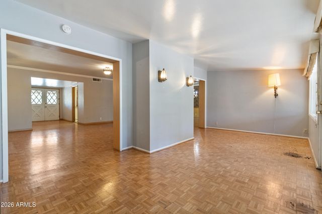 4140 E SAN MIGUEL Avenue, Phoenix, AZ 85018