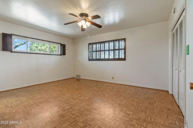 4140 E SAN MIGUEL Avenue, Phoenix, AZ 85018