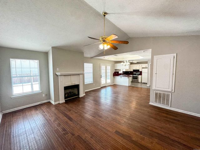 25 Applewood Drive, Cabot, AR 72023