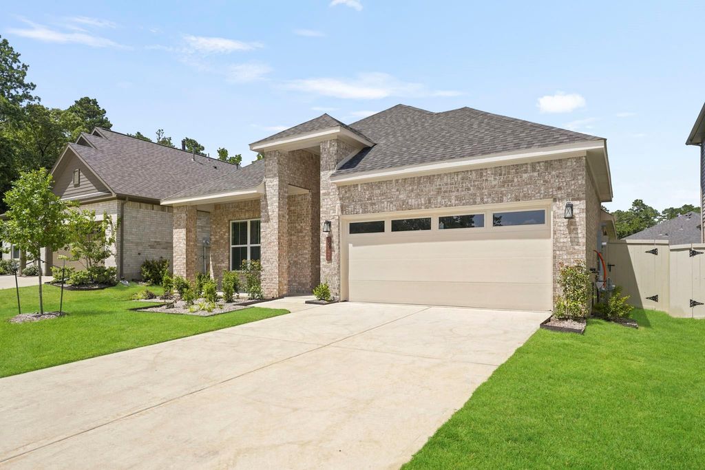 15126 Bank Swallow Place, Magnolia, TX 77354