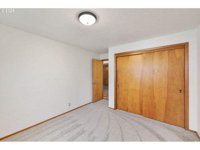 1628 MISTWOOD Dr, Keizer, OR 97303