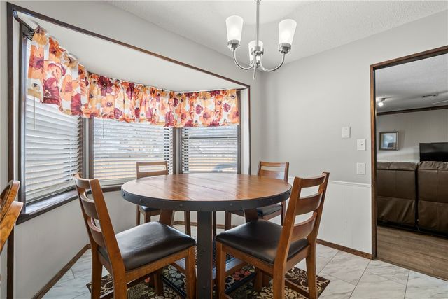 2019 W Tulsa Street, Siloam Springs, AR 72761