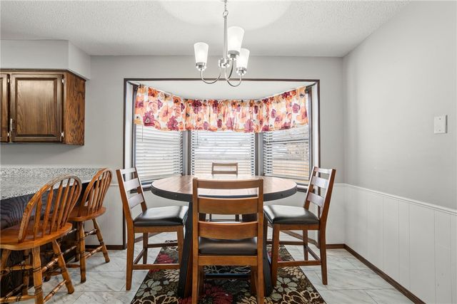 2019 W Tulsa Street, Siloam Springs, AR 72761