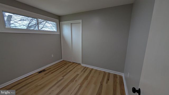 70 HELLERS CHURCH RD, Leola, PA 17540