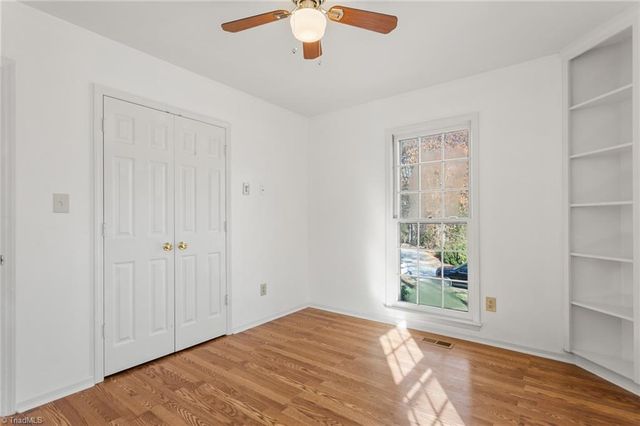 707 Willowmoore Avenue, Thomasville, NC 27360