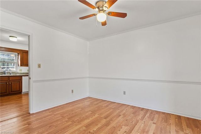 707 Willowmoore Avenue, Thomasville, NC 27360