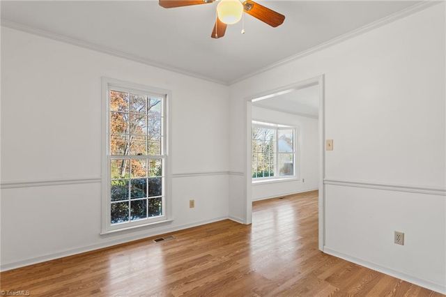 707 Willowmoore Avenue, Thomasville, NC 27360