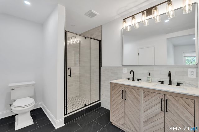 62 Edgewood Way, New Haven, CT 06515
