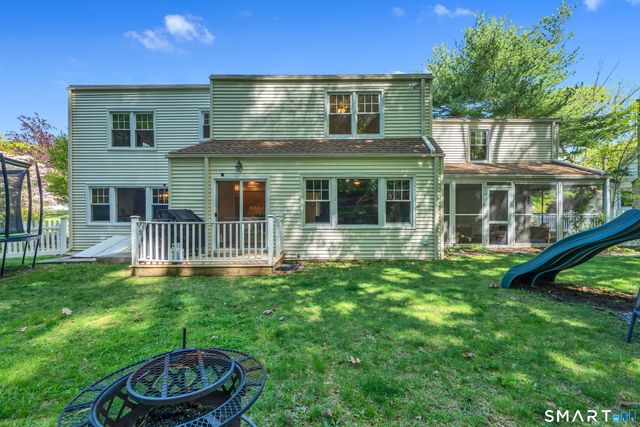 62 Edgewood Way, New Haven, CT 06515